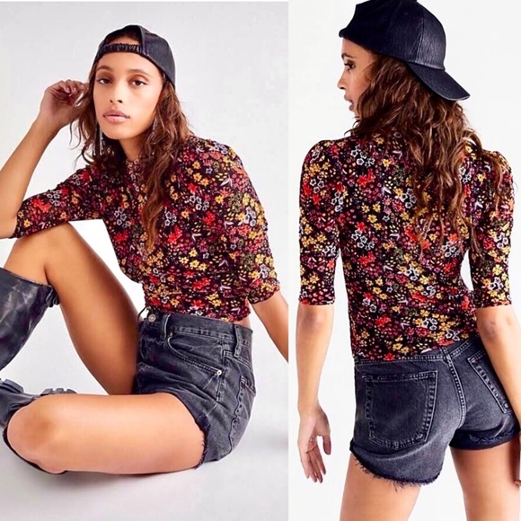 Free People Twyla Ditsy Floral Top 
NWT - Picture 1 of 6